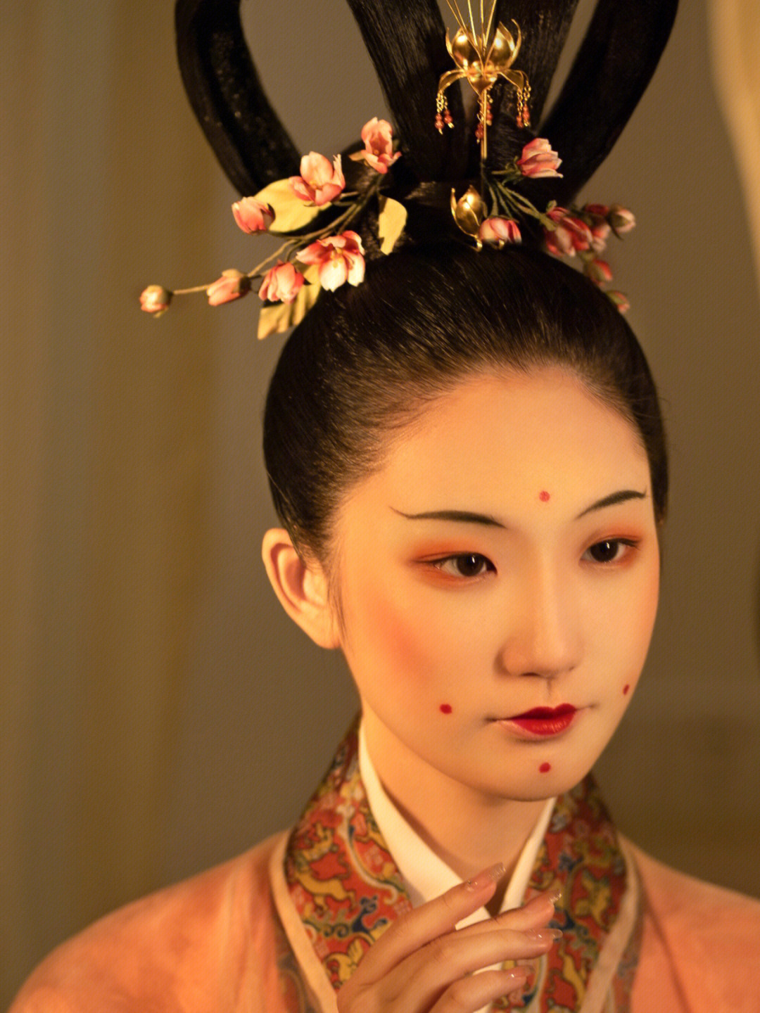 历史朝代复原造型课程学习先秦至清各朝代比较有特色和代表性的妆容和