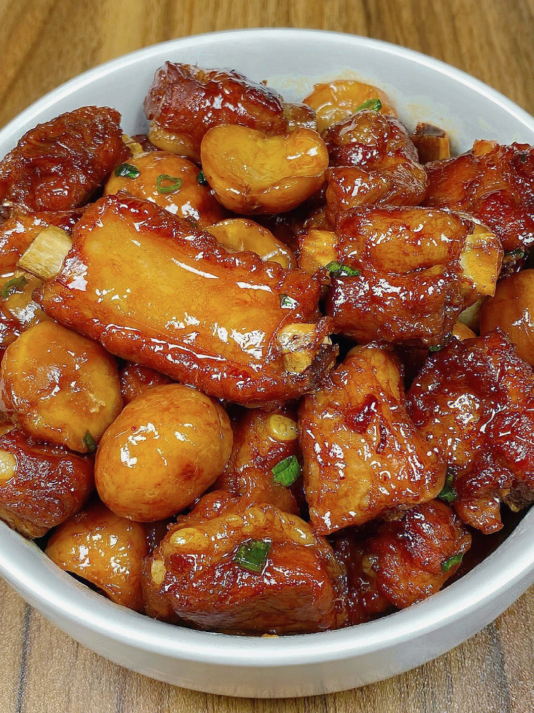 一上桌就秒空,大人小孩都爱吃呀～73食材:板栗,排骨93做法:166