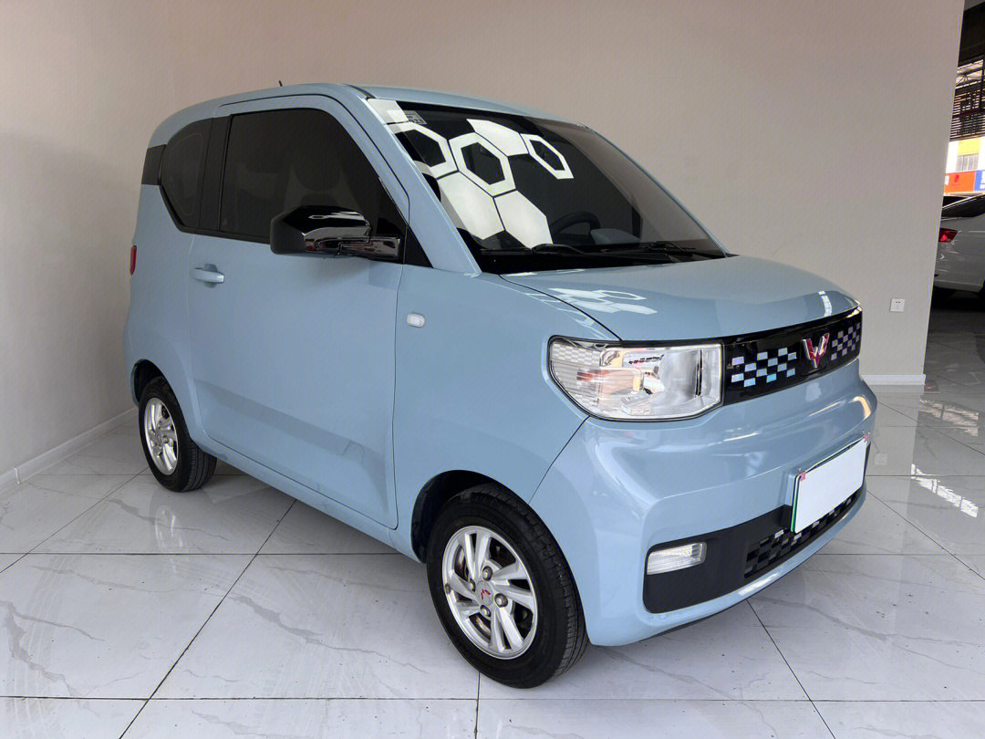 五菱宏光mini305公里图片