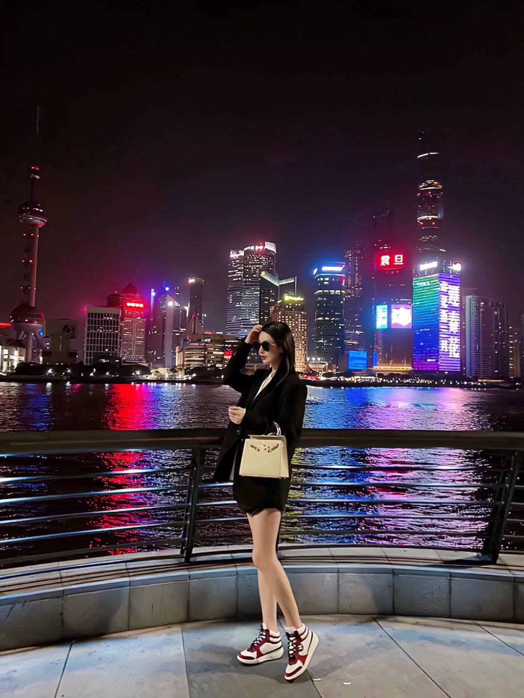 上海游客照的照片图片