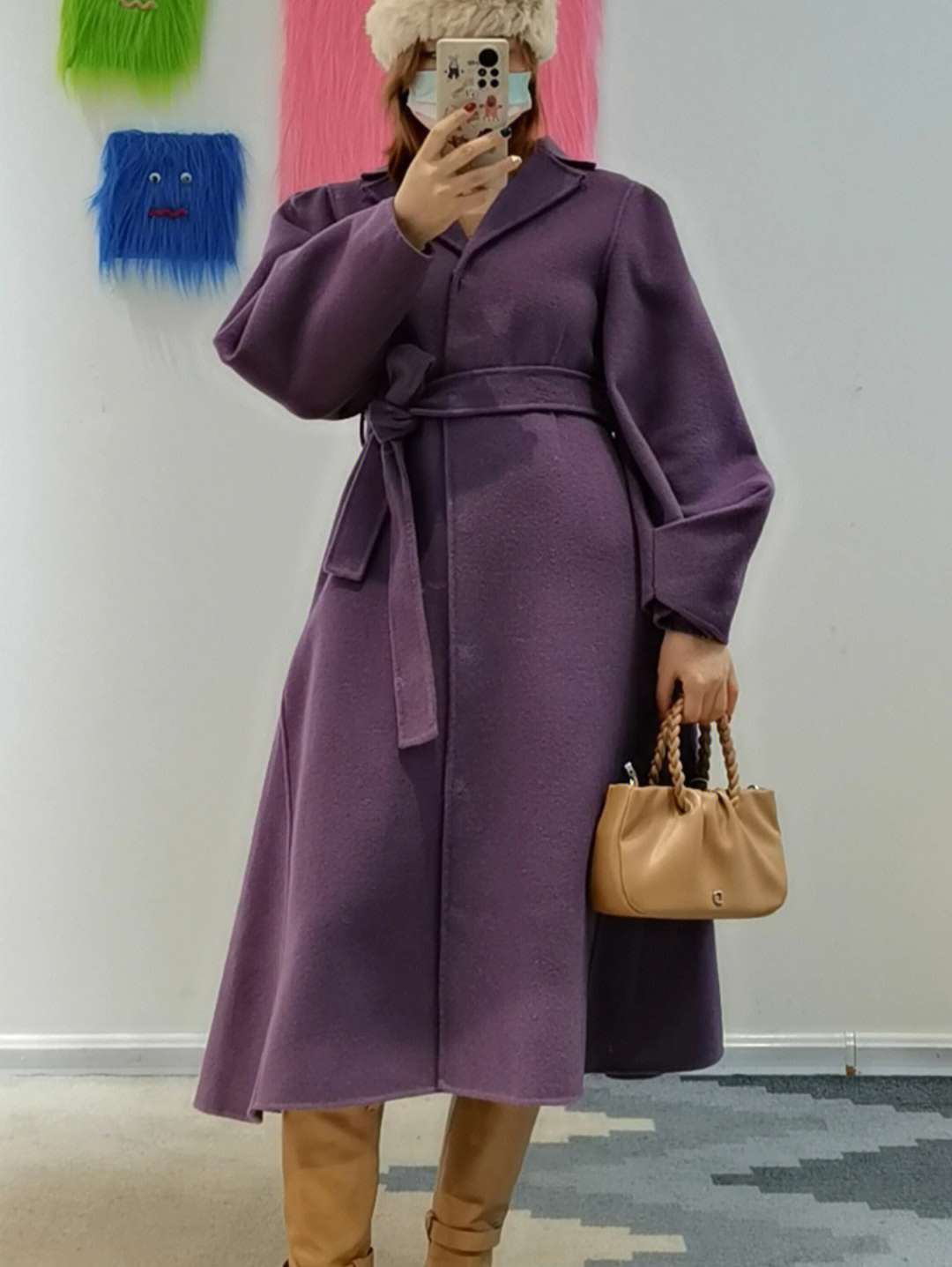 紫罗兰色大衣搭配图片图片