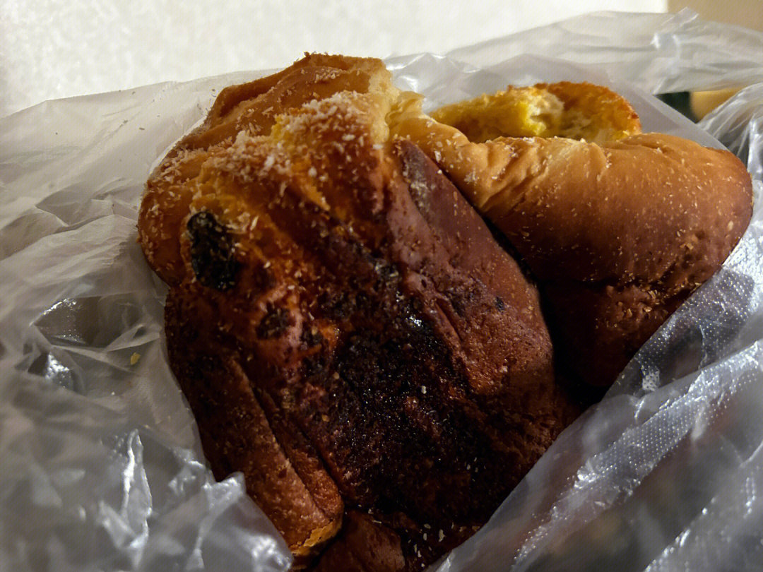 东菱面包机烤出来的椰蓉面包边上糊了怎么办