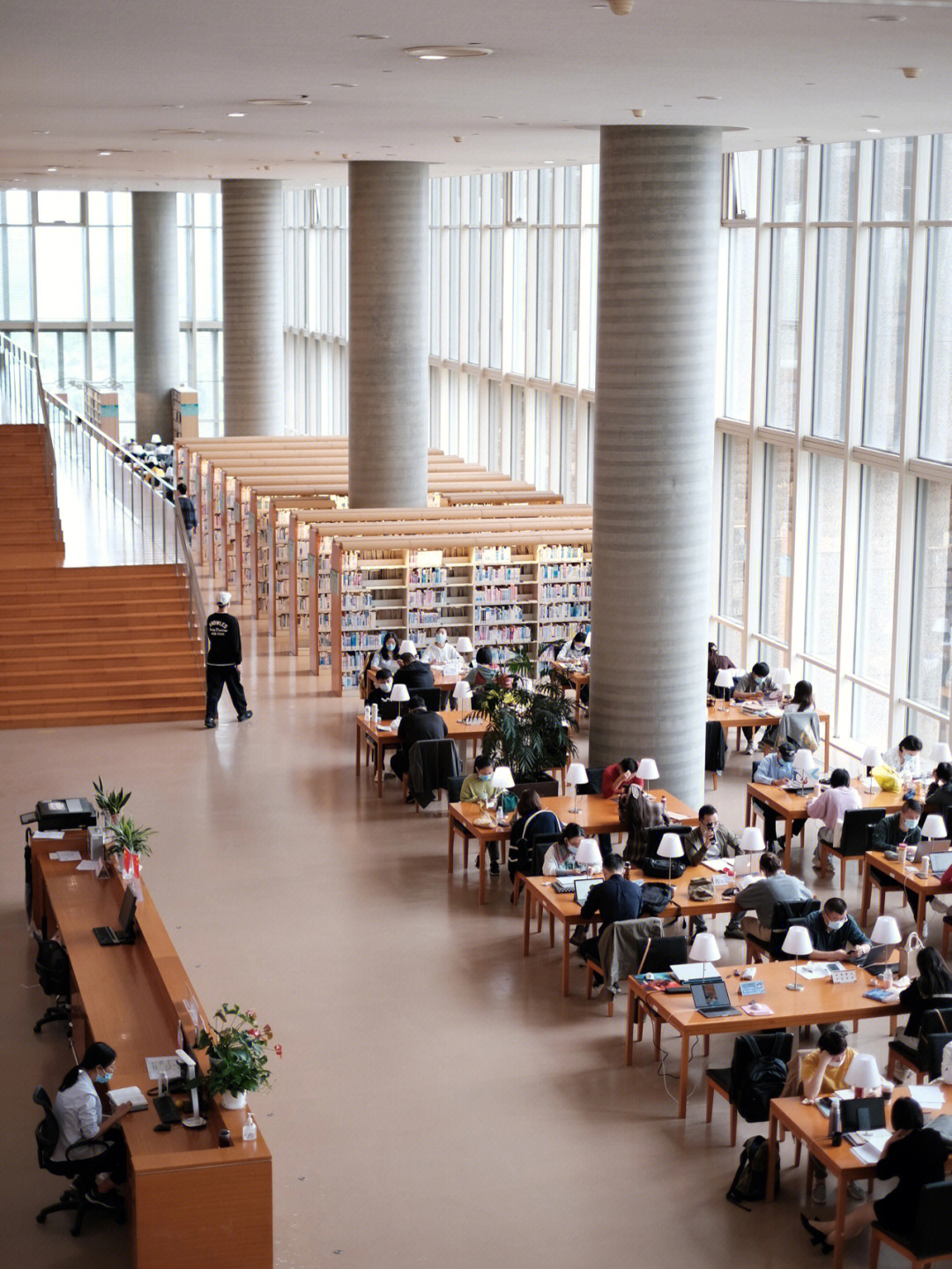上海随手拍拍泡了两个月的浦东图书馆