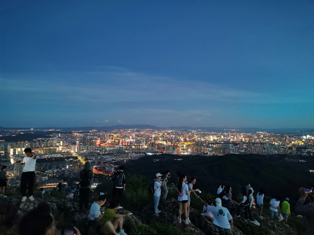 昆明长虫山诡异传说图片