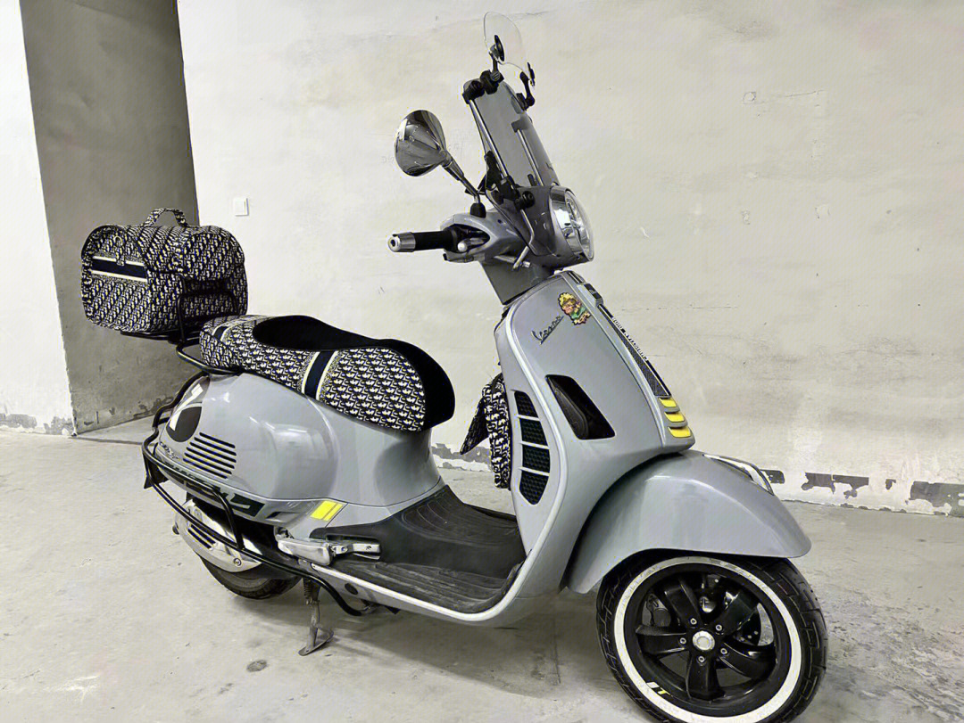 vespa 300