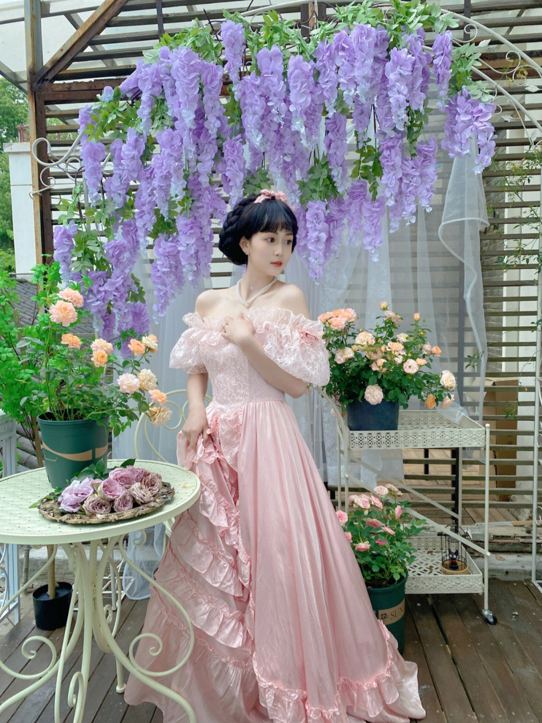 低成本拍一组夏日紫藤花园写真吧武汉换装馆