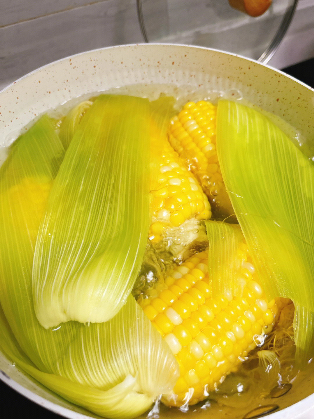 水煮玉米图片真实图片