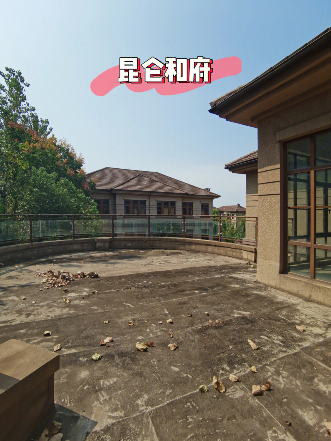 6室4厅四露台( 1~3层 地下室,带电梯井,车库3个)学校:天心区北塘小学