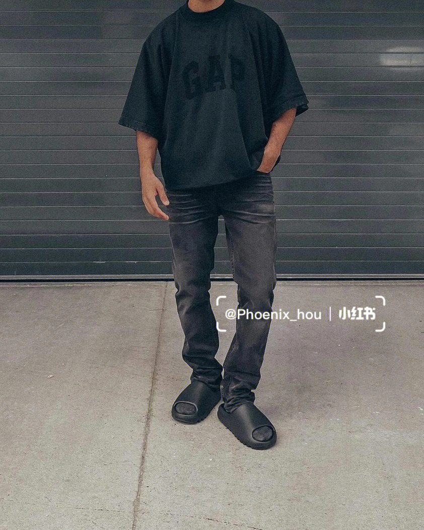 yeezy x gap x 巴黎世家balenciaga三方联名