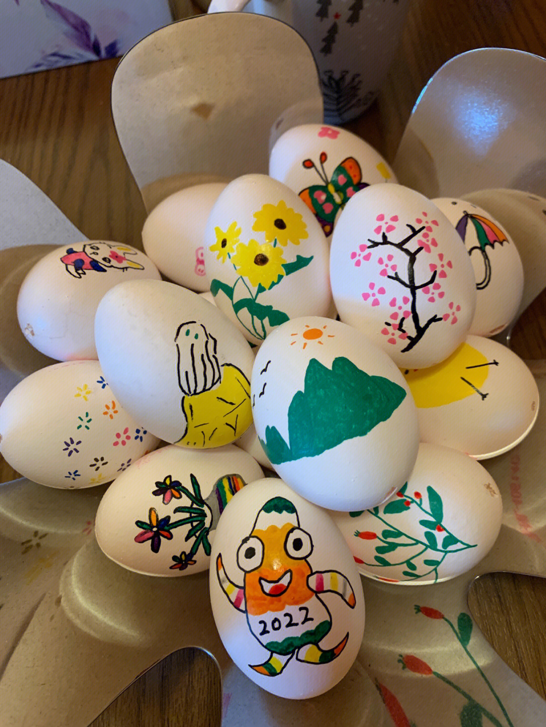 鸡蛋壳简单绘画儿童图片