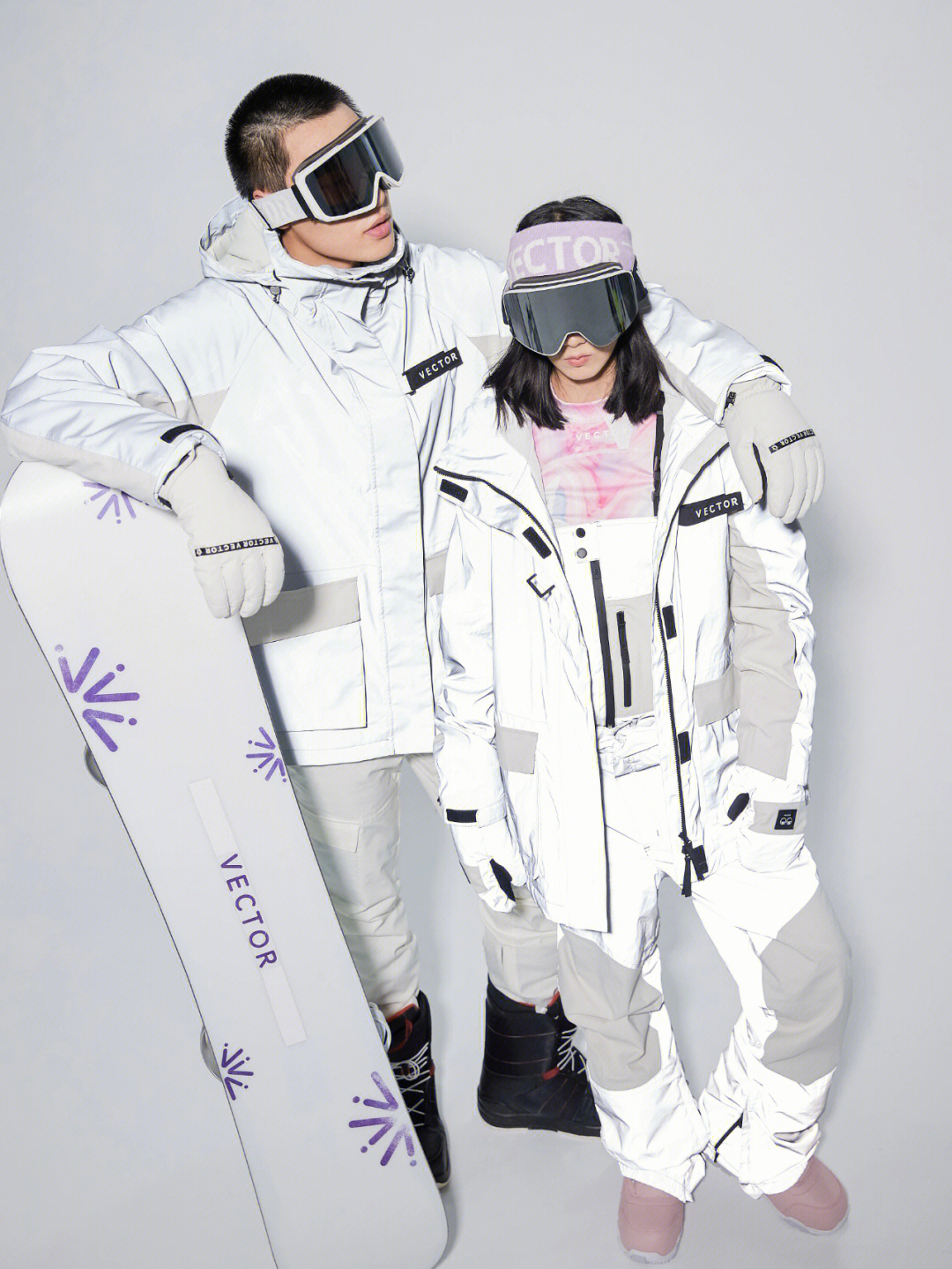 中国冬奥会滑雪队服图片