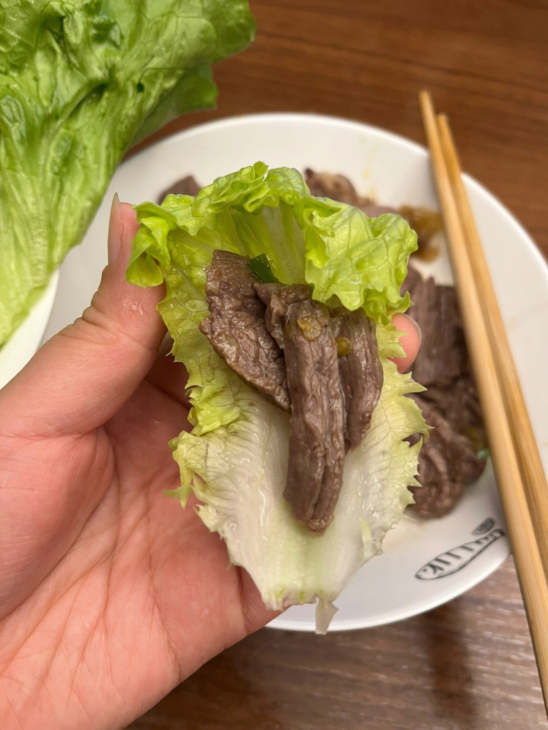 生菜包牛肉的做法图片