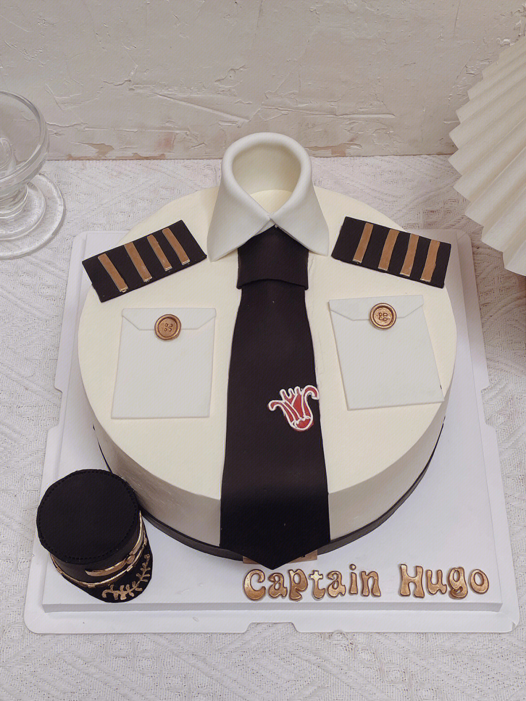 飞行员制服蛋糕