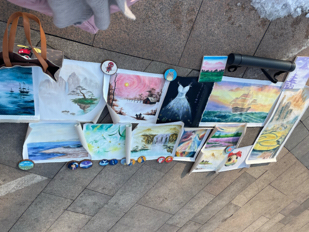 谷兰街头卖画图片