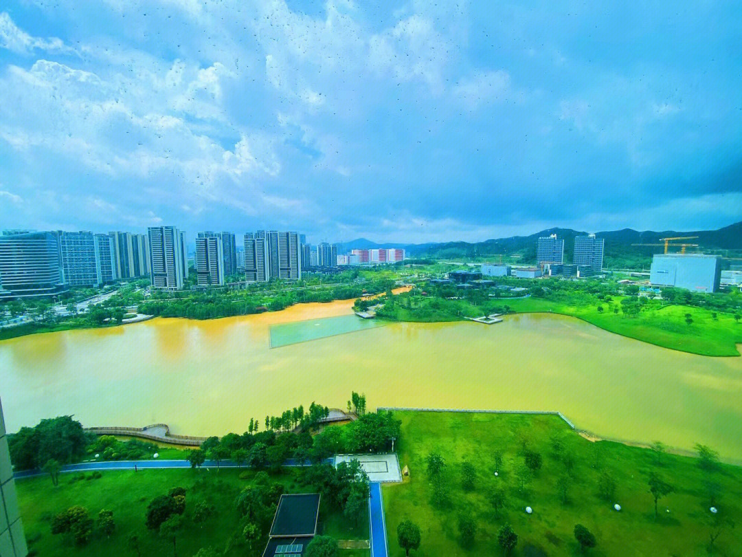 中新广州知识城时代天韵四房一线湖景