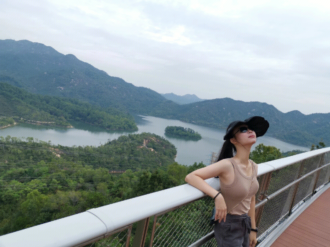 珠海美景又一新开通的空中栈道啦!从香山湖公园到大镜山水库!