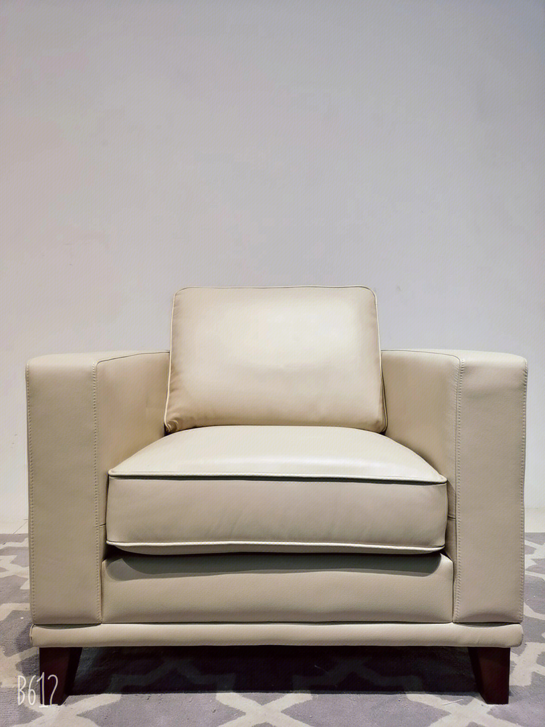 深圳高端品牌沙发单人位沙发椅