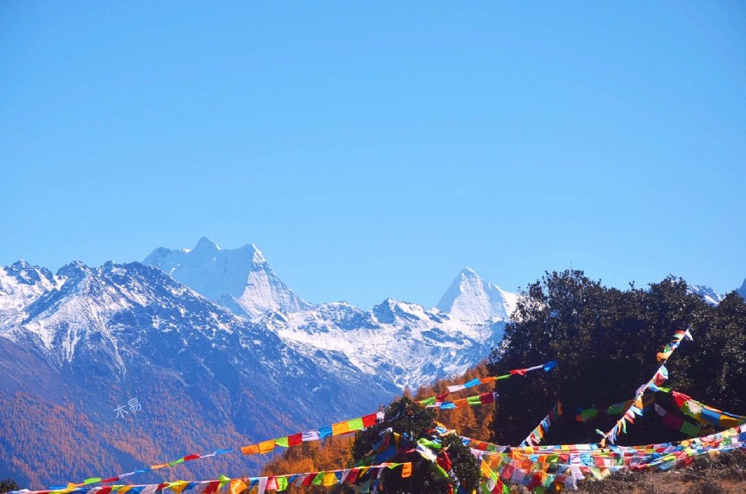 俄初山风景区图片