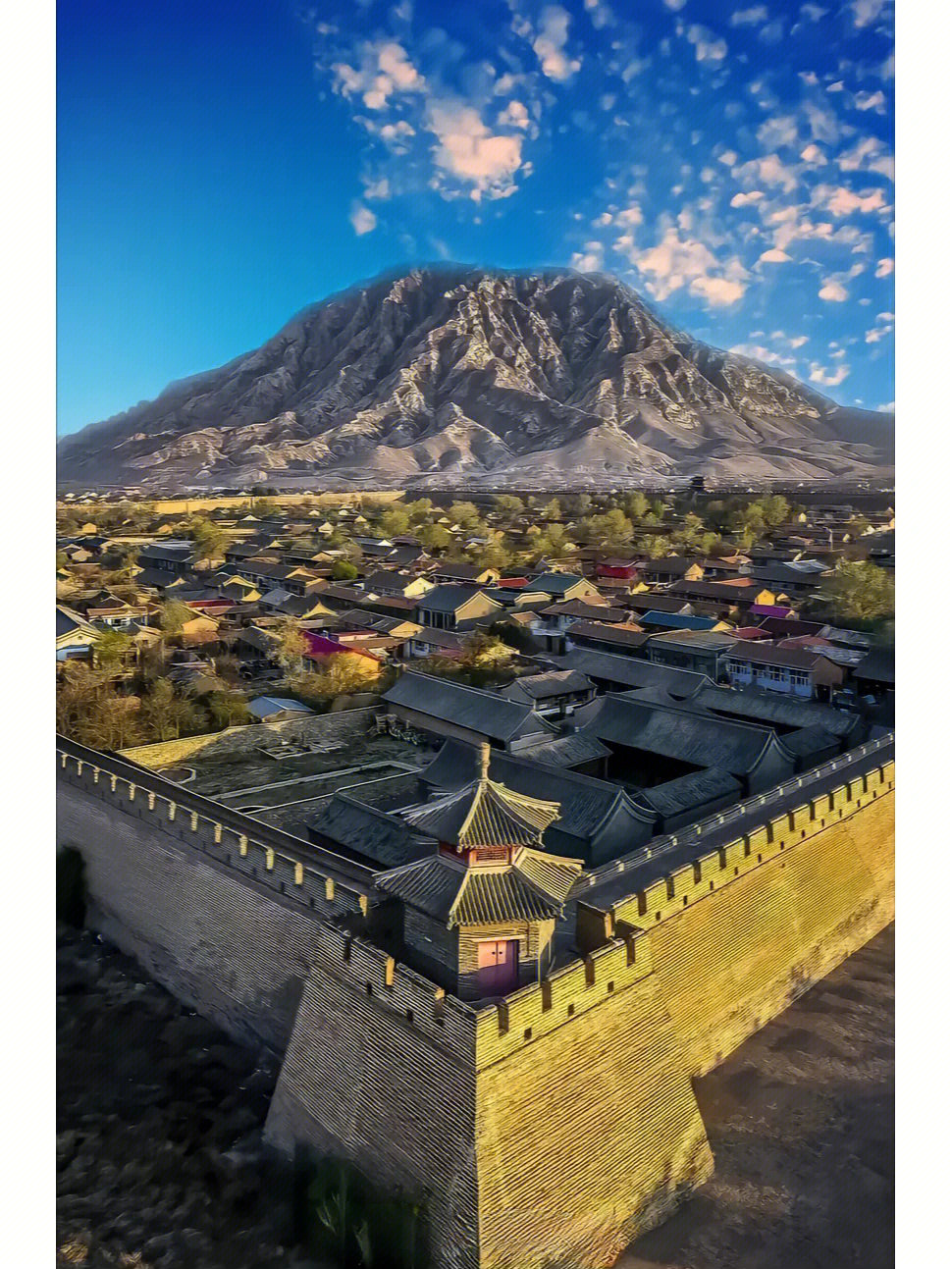 张家口鸡鸣山简介图片