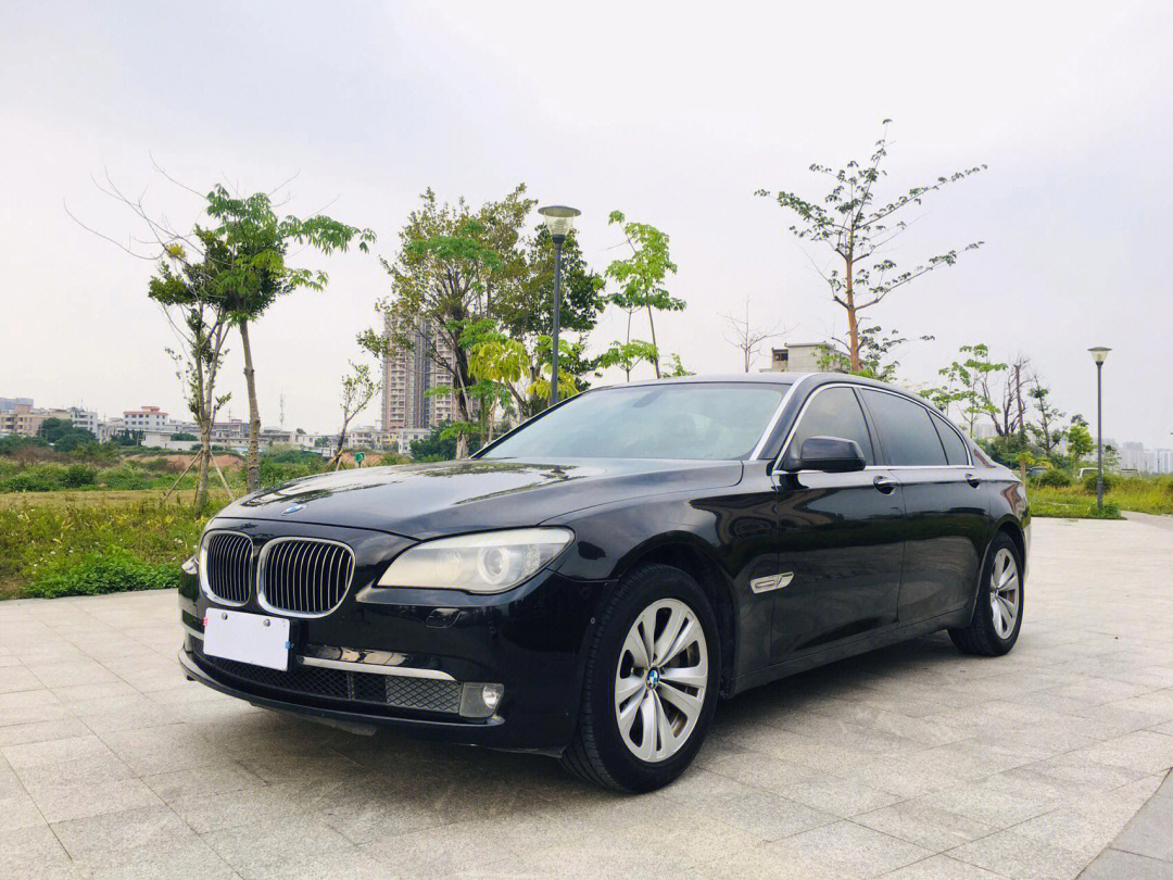 宝马730li