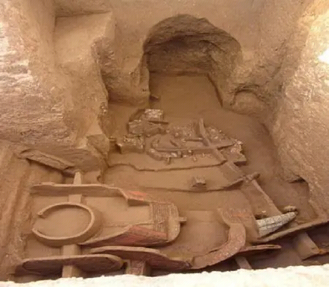 白膏泥墓葬结构图图片