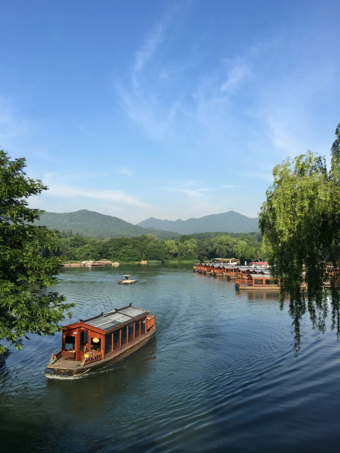 杭州茅家埠季节不同景色的转换