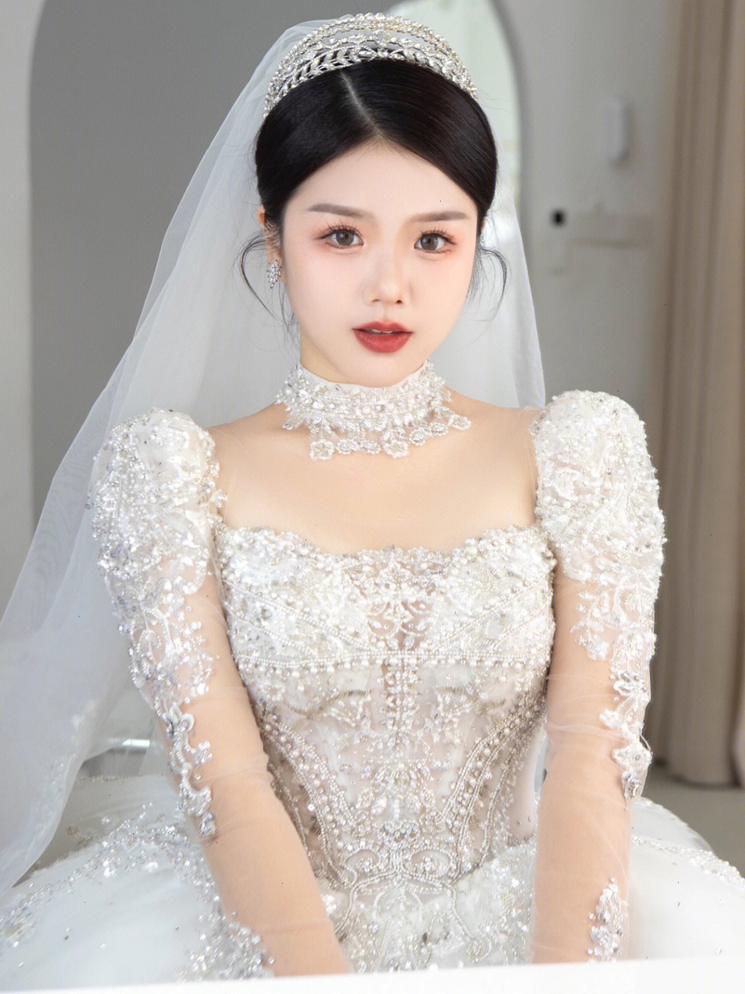 Mexican bridal shop zombie bride_Mexican zombie bride is fake_Mexican zombie bride is a wax figure