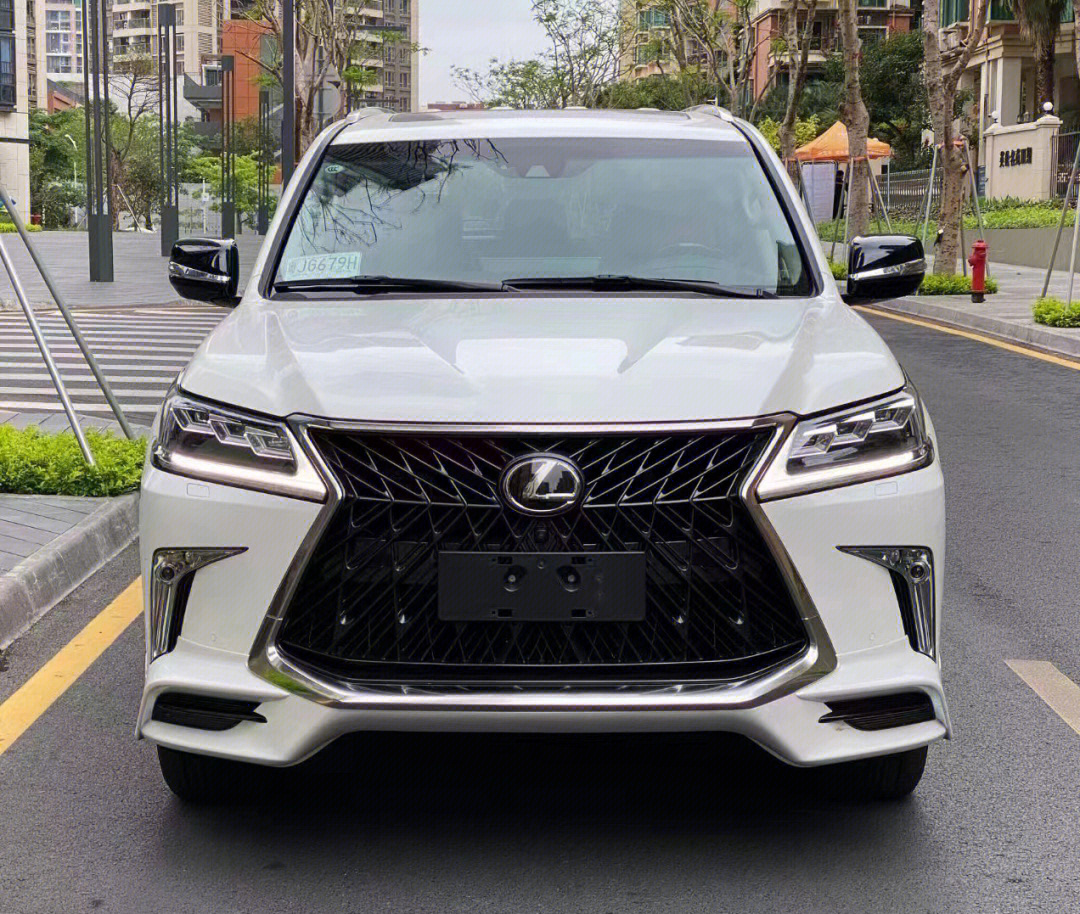 2020雷克萨斯lx570换代图片