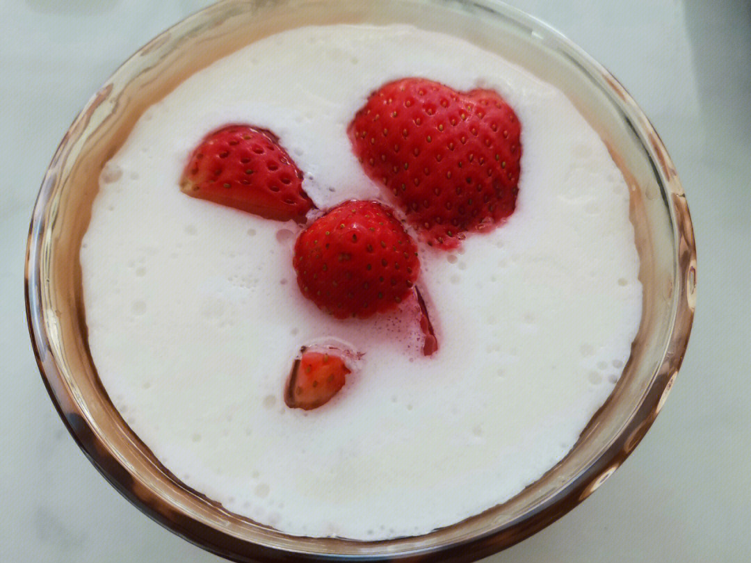 草莓布丁的做法图片