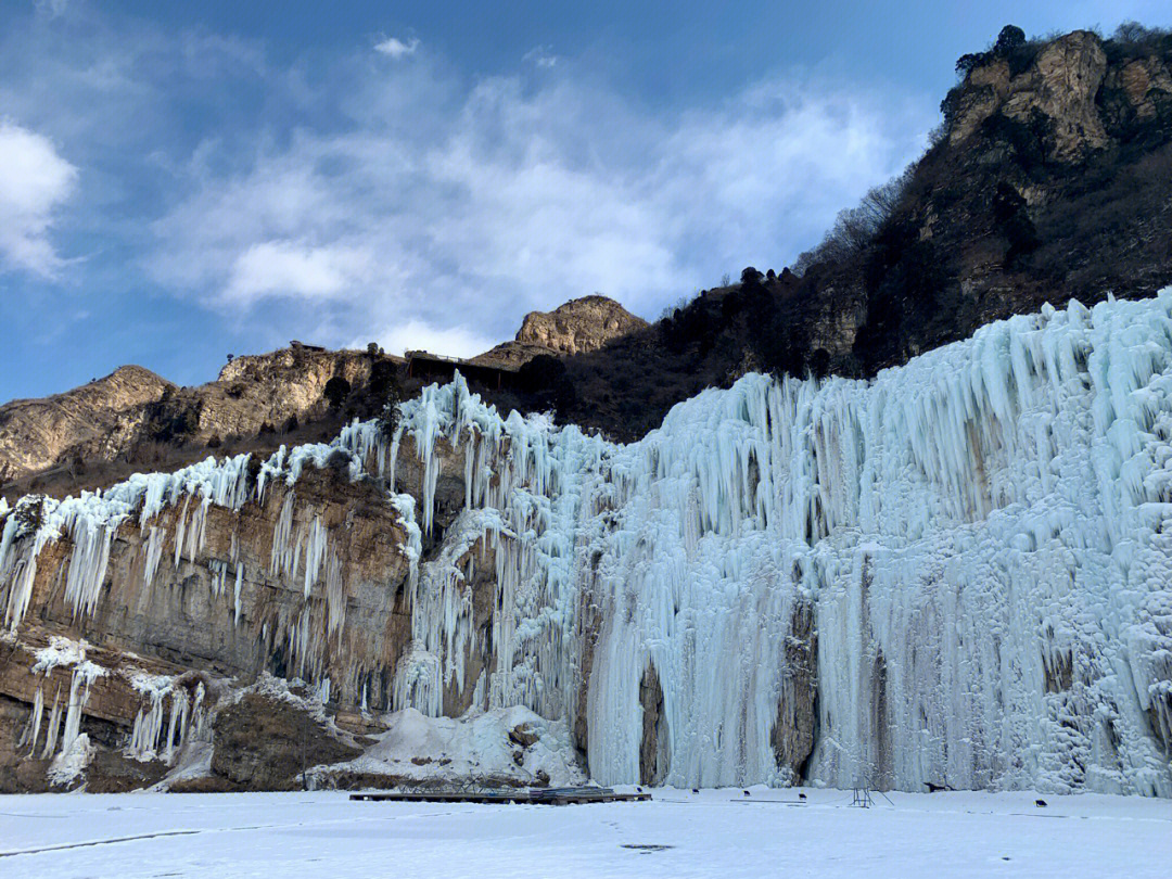 平山沕沕水冰瀑2022图片