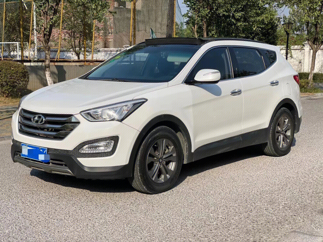 现代santafe4wD图片