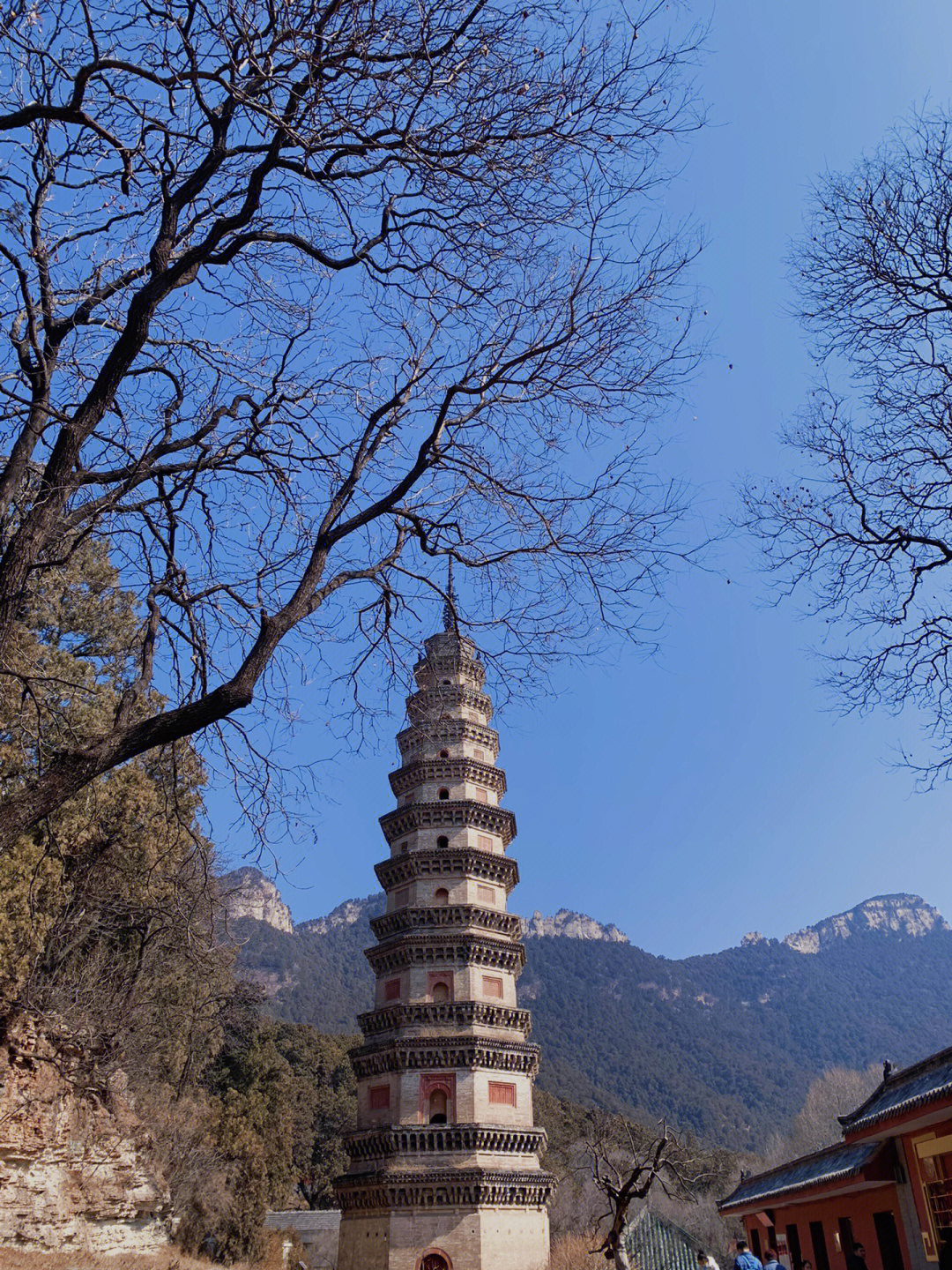 "中国四大名刹"之首—济南灵岩寺