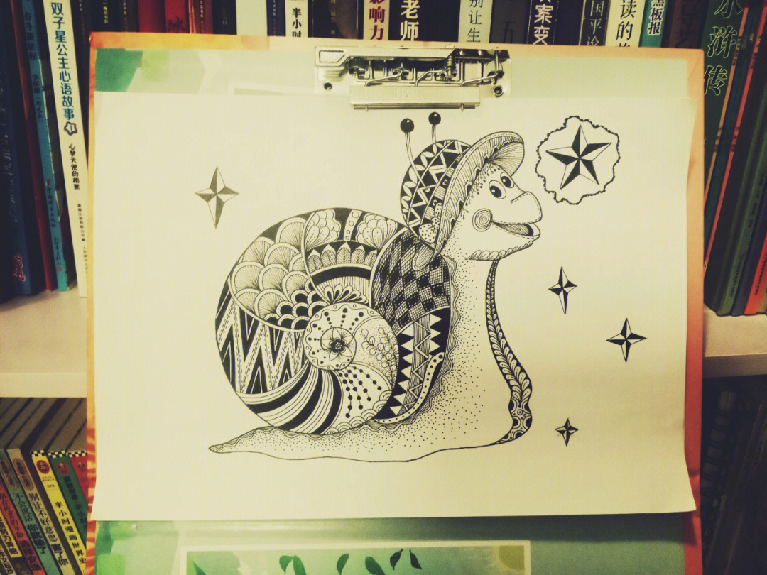蜗牛线描画装饰画图片