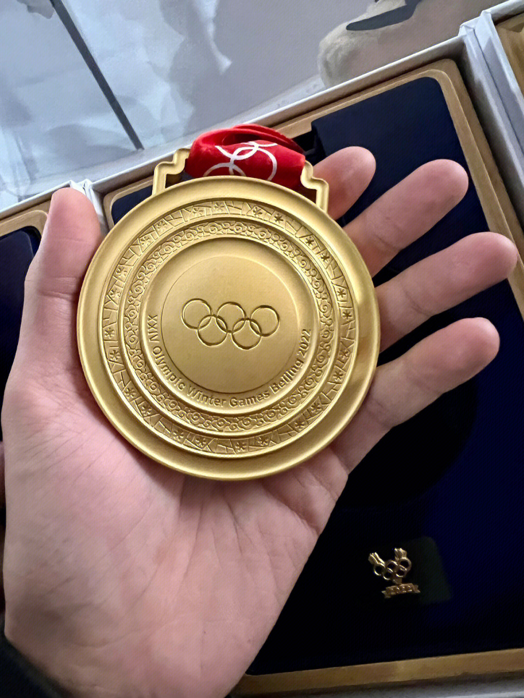 金大福2016冬奥会手表图片