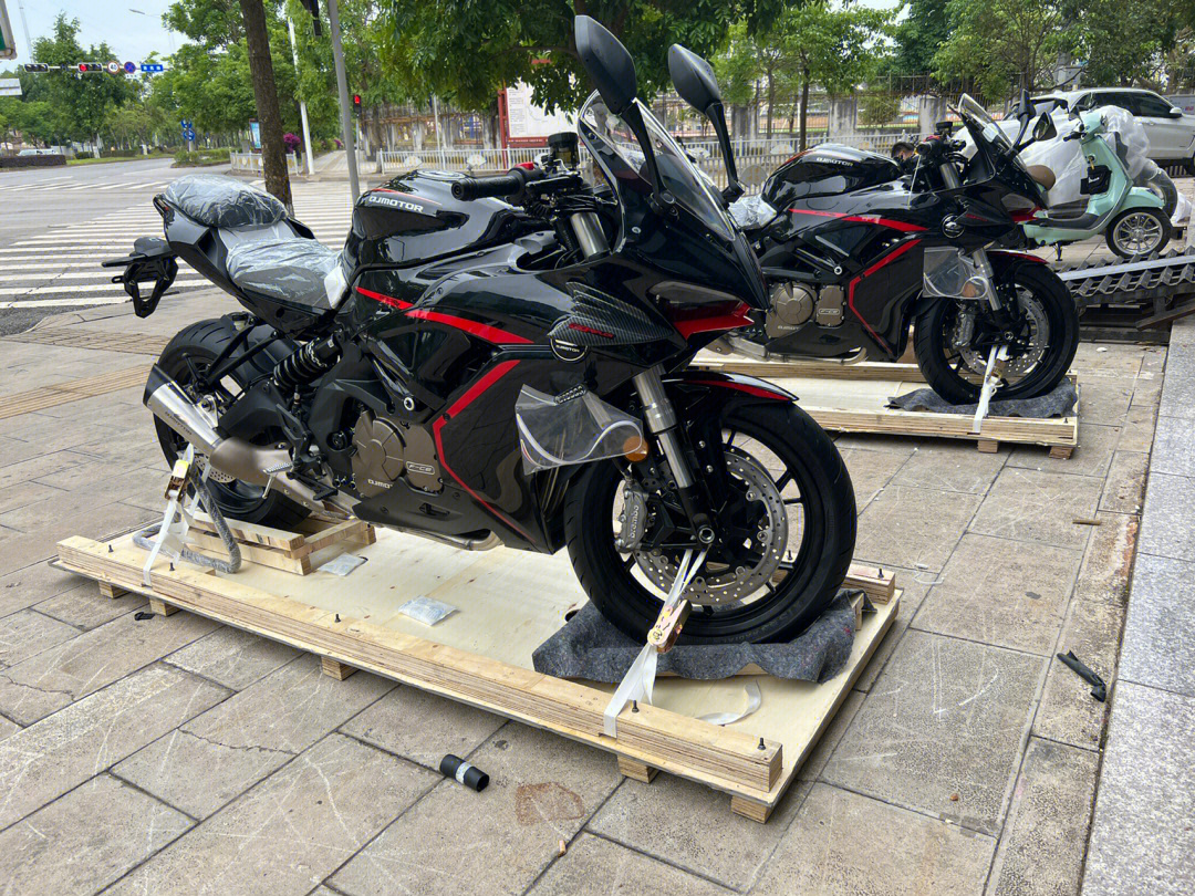 四缸香qjmotor赛600