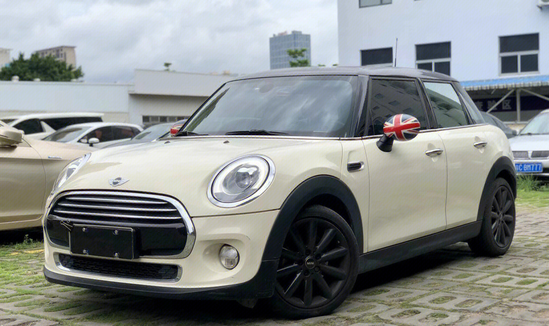 mini 1.5t cooper先锋派 五门版