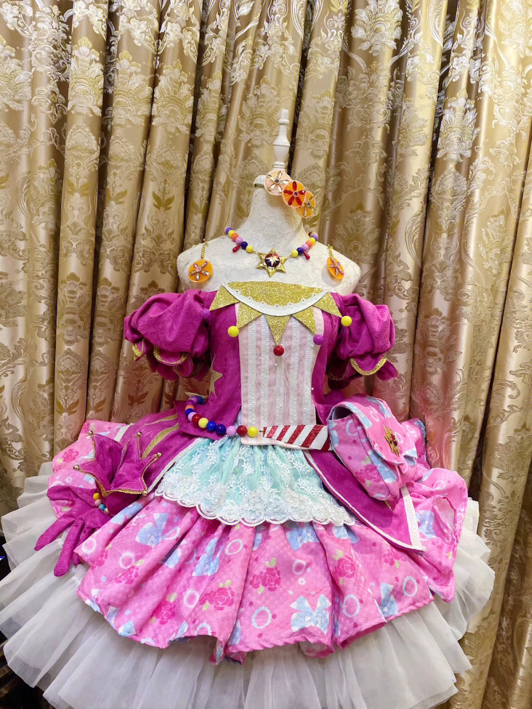 偶像活动星宫莓cos服装制作展示