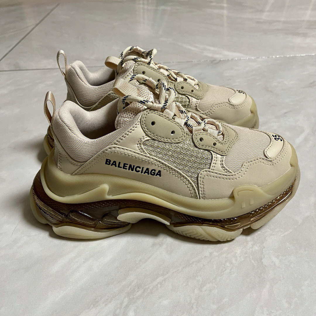 balenciaga巴黎世家老爹鞋奶茶色晚上拍