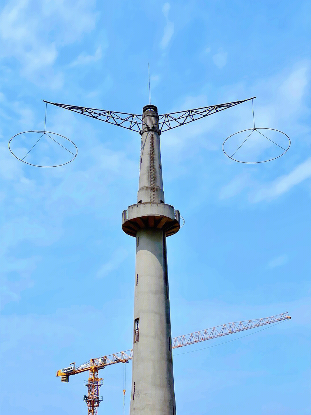 重庆跳伞塔图片