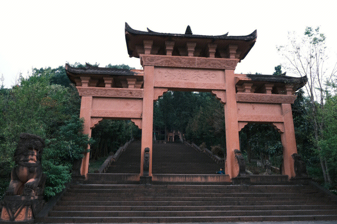 泸州小众旅游景点合江法王寺