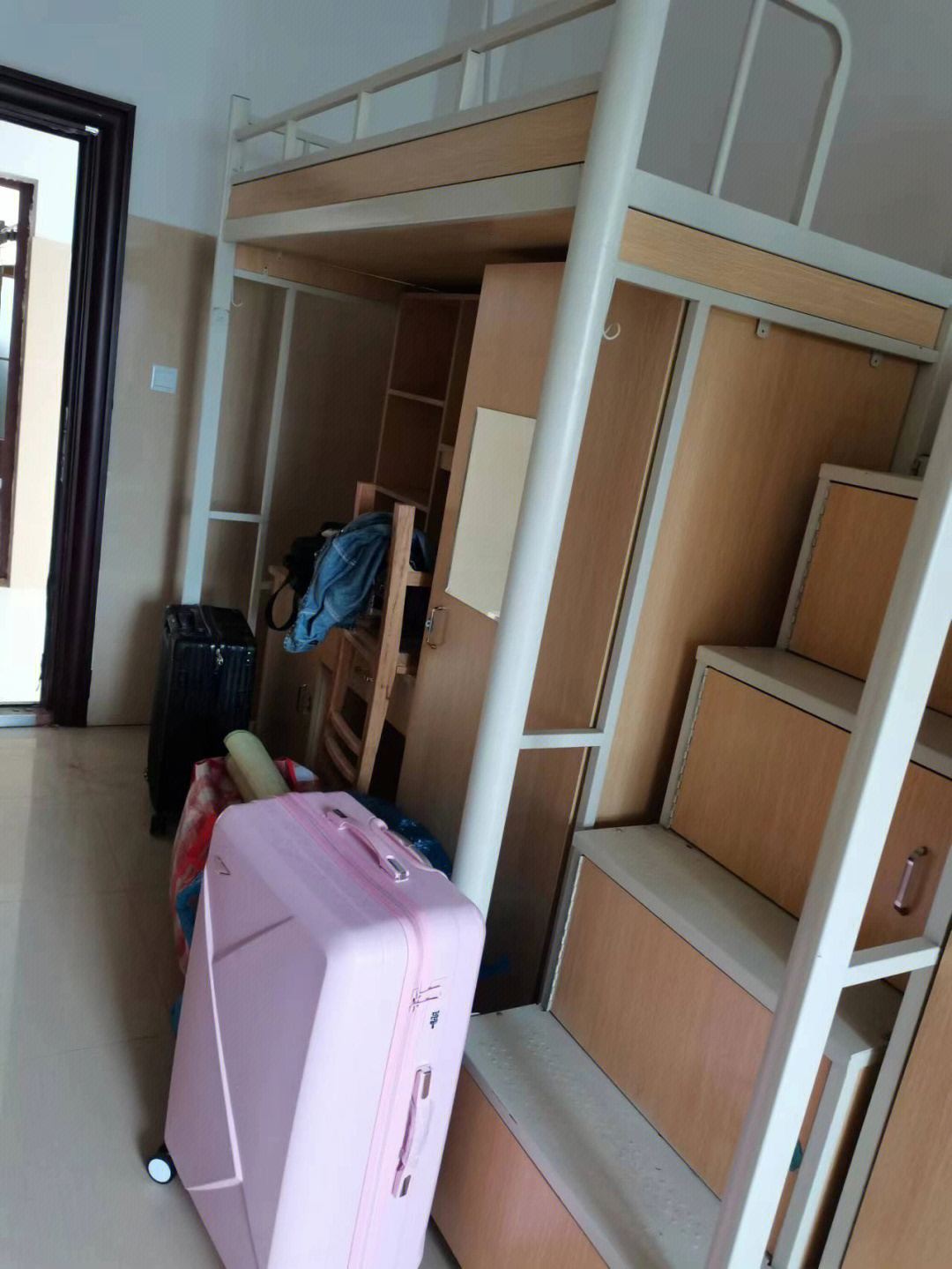 九江学院寝室照片图片