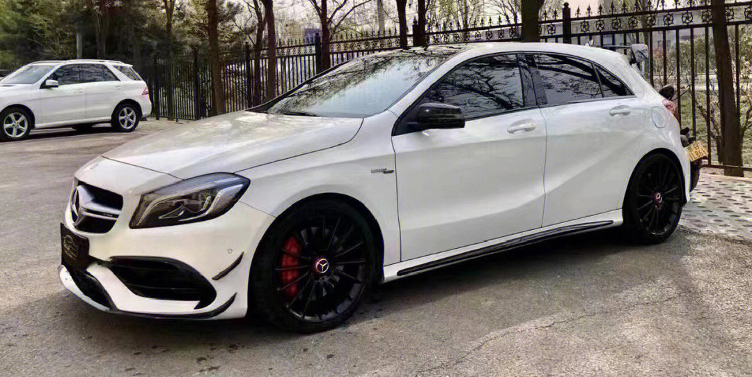 2017年 奔驰amg a45喷漆较多,五万多公里,没有事故#奔驰amg#amg