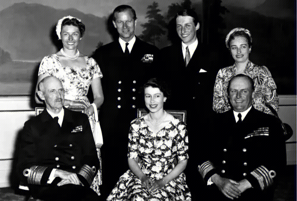 1955年英国伊丽莎白二世女王与菲利普亲王访问挪威,挪威哈康七世icon