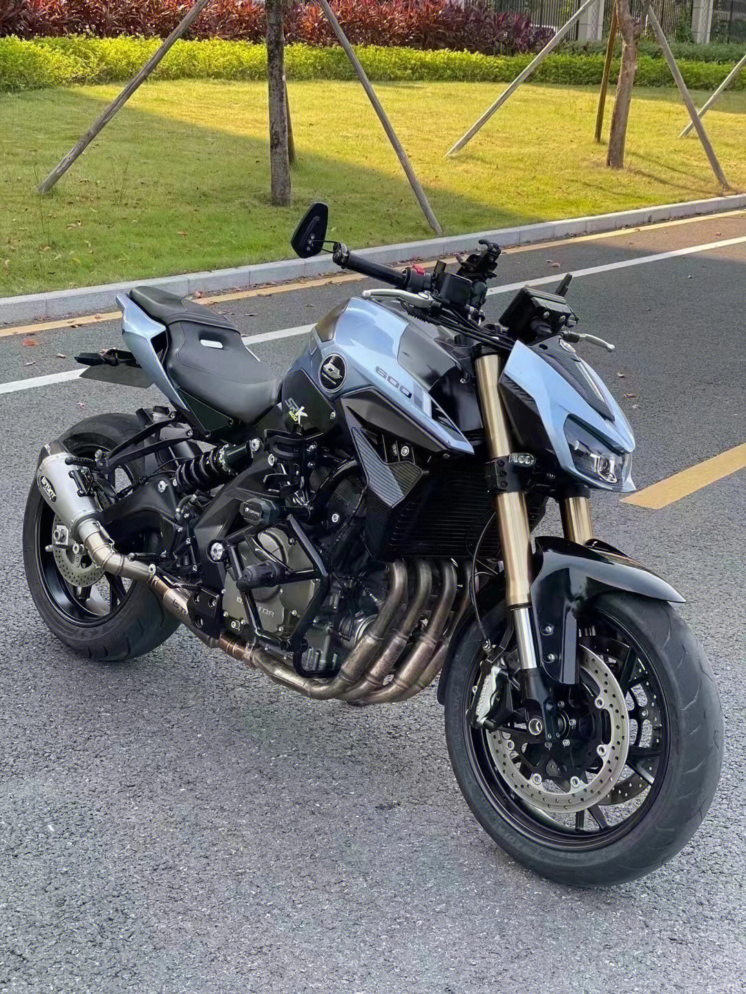 出20年低qj追600