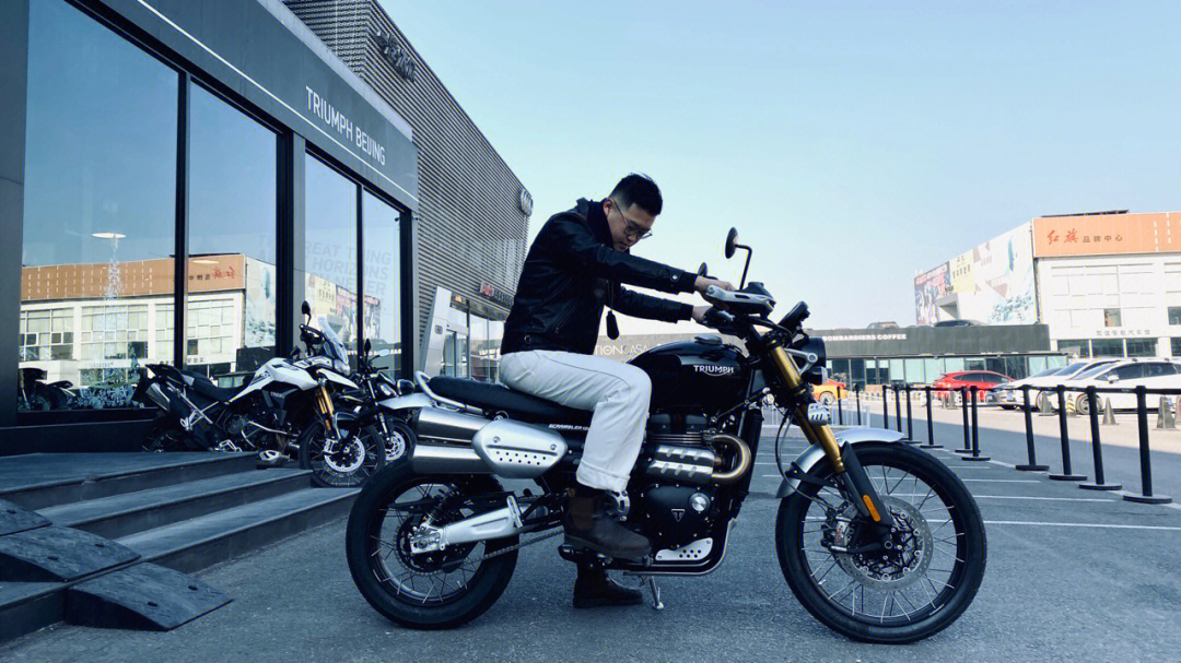 凯旋scrambler壁纸图片