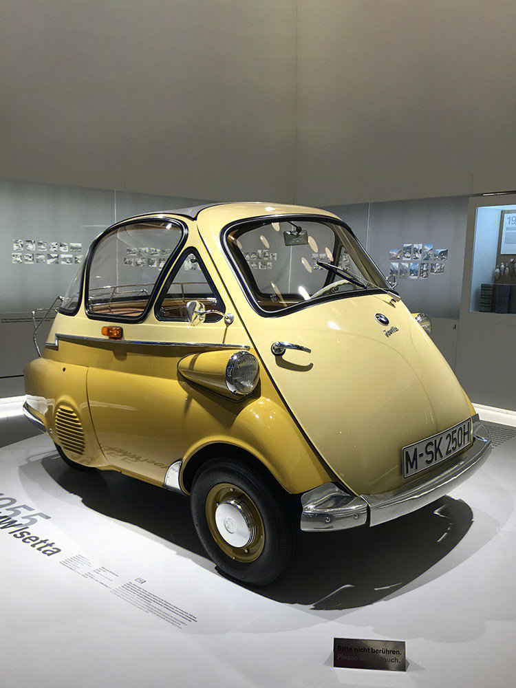 这些是bmw isetta 300(宝马蛋),出生于1955年,意义非凡!