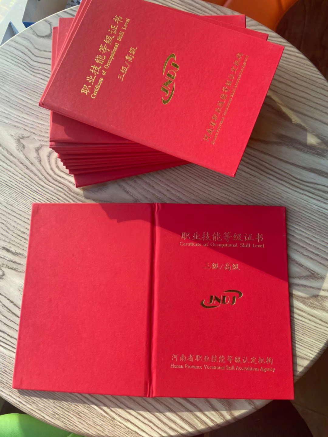 技能等级证书,本月上报,快速通道,一月下证,工种如图,需要联系[ok]