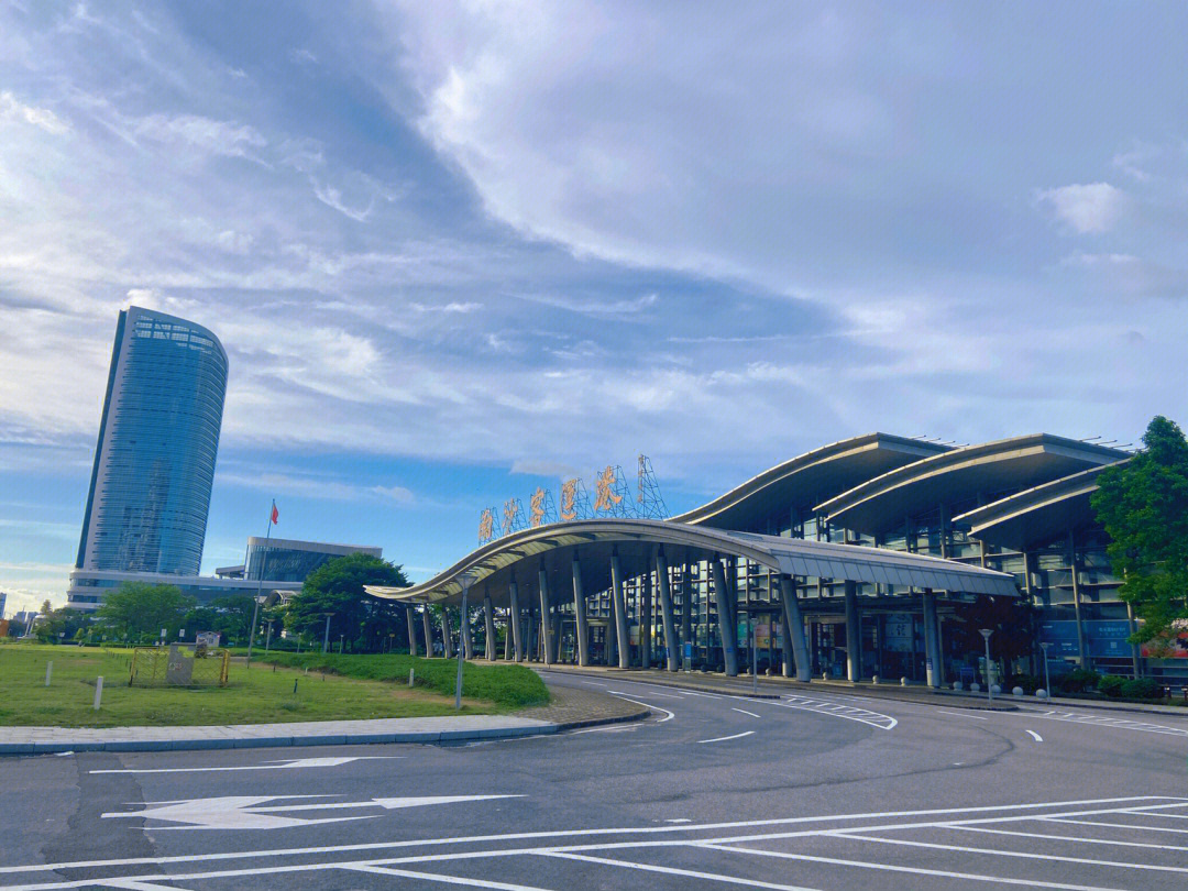 广州最美地铁站南沙客运港站