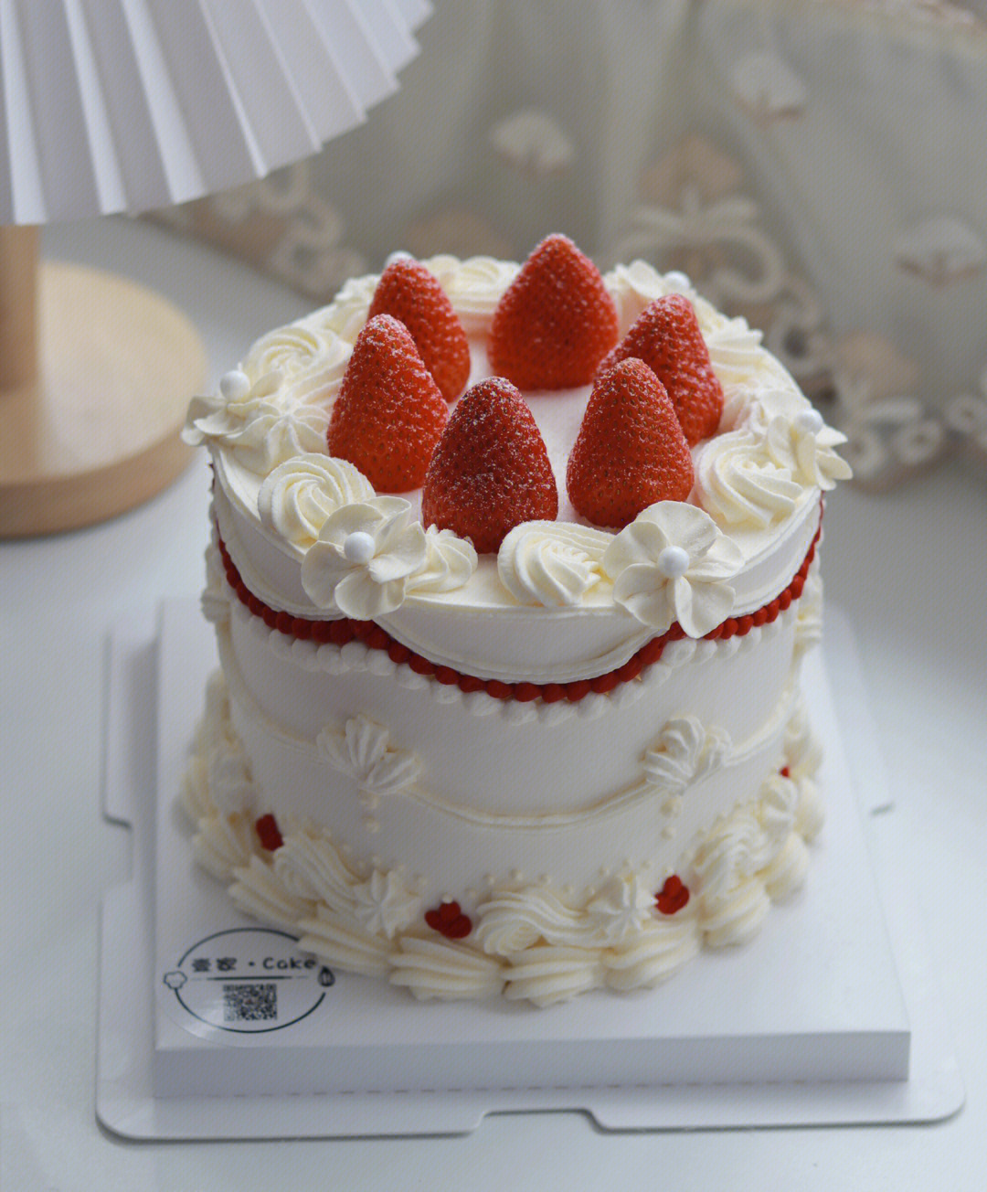 草莓复古蛋糕复古裱花蛋糕女生生日蛋糕