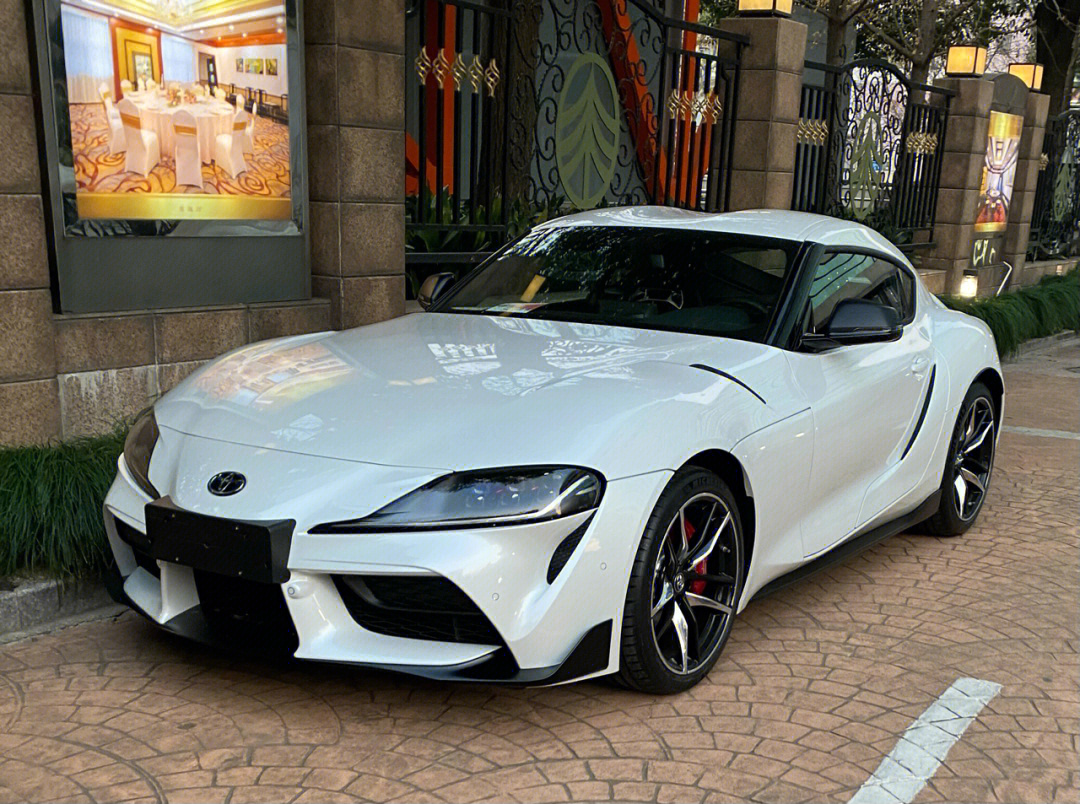 丰田supra